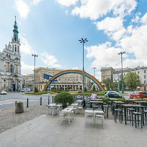 Zbawiciela Square P&o Serviced Apartament
